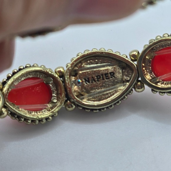 Napier Stretch Bracelet Facet Pink Tear Drops Gold‎ Tone Boho Elegant Preppy - Picture 7 of 9